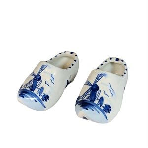 Delftware Vintage Porcelain Dutch Clogs Shoes Hand Painted Signed